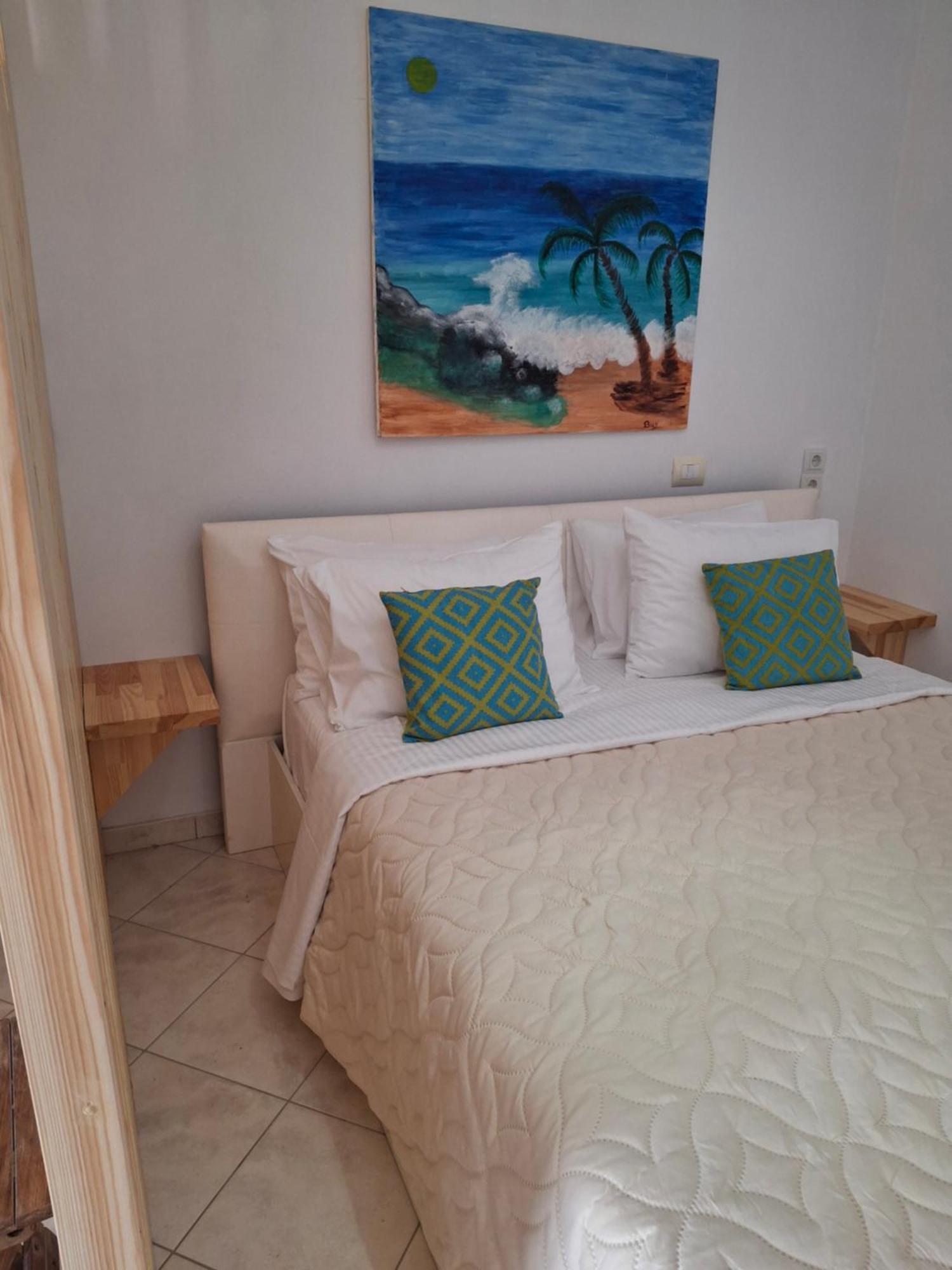 Cozy In Center * Himare